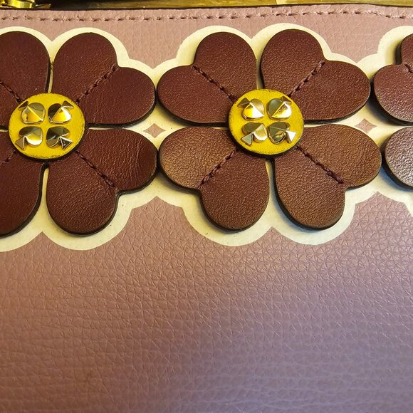 Kate Spade wallet - Picture 2 of 6